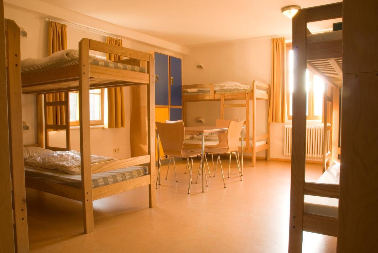 Youth Hostel วีองเดน ภายนอก รูปภาพ