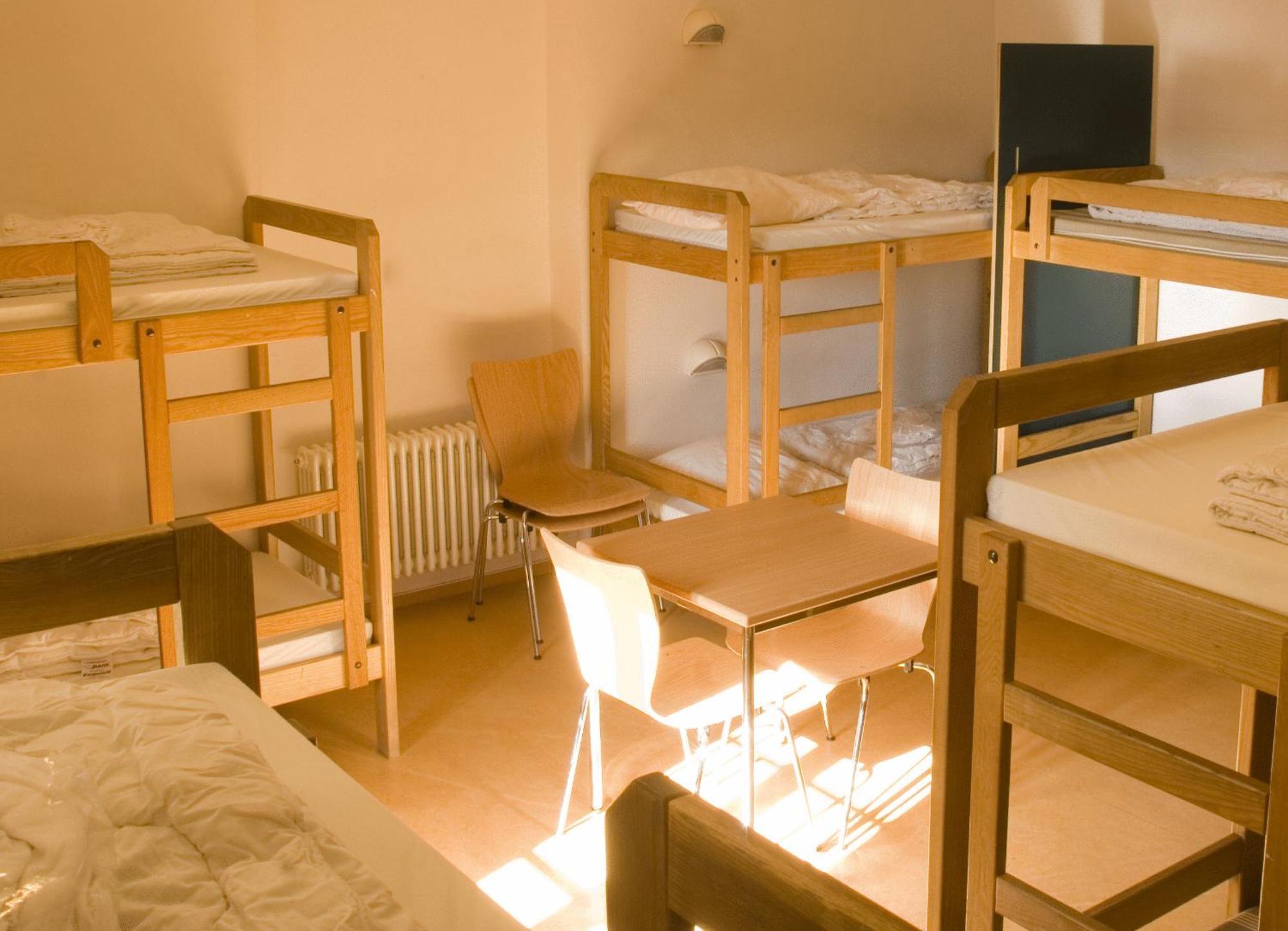 Youth Hostel วีองเดน ภายนอก รูปภาพ